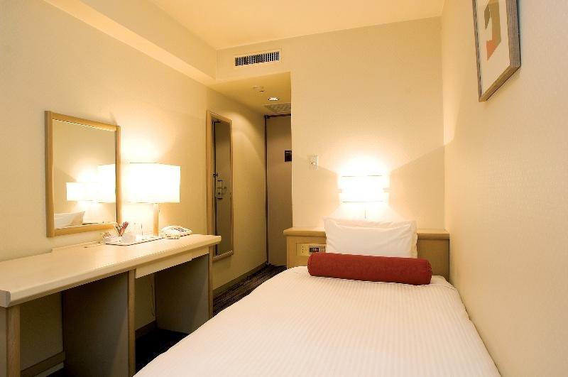 Hotel Ana Susukino By Ihg 3*