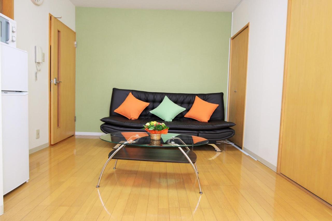 Juno Aparthotel 2*
