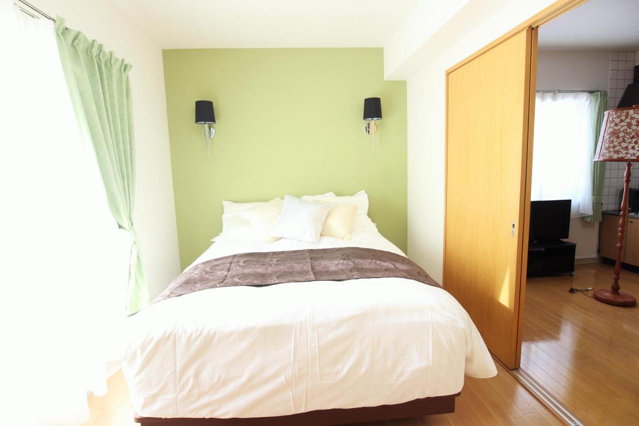 Juno Aparthotel 2*