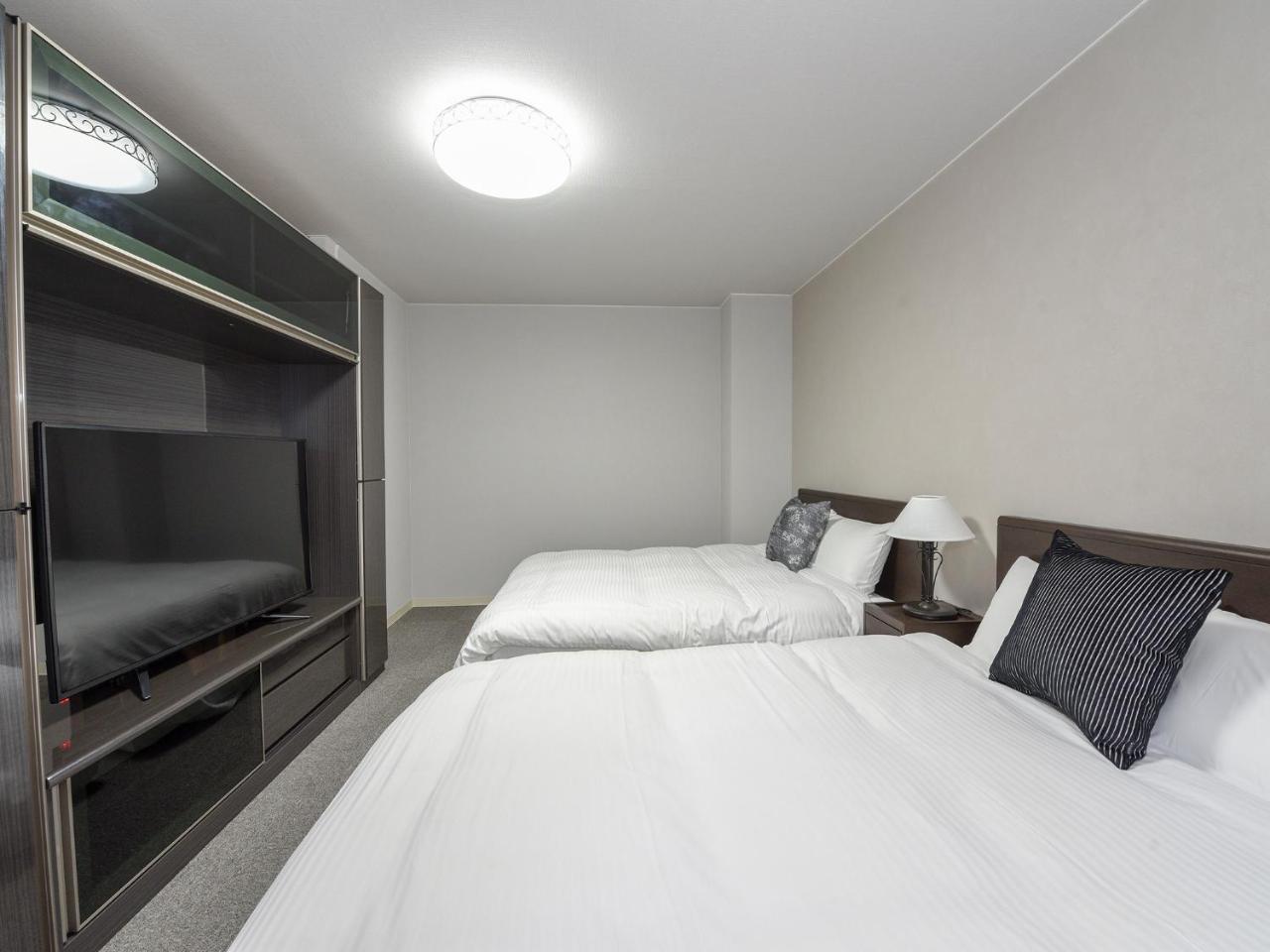 Nakajima Park Apartment