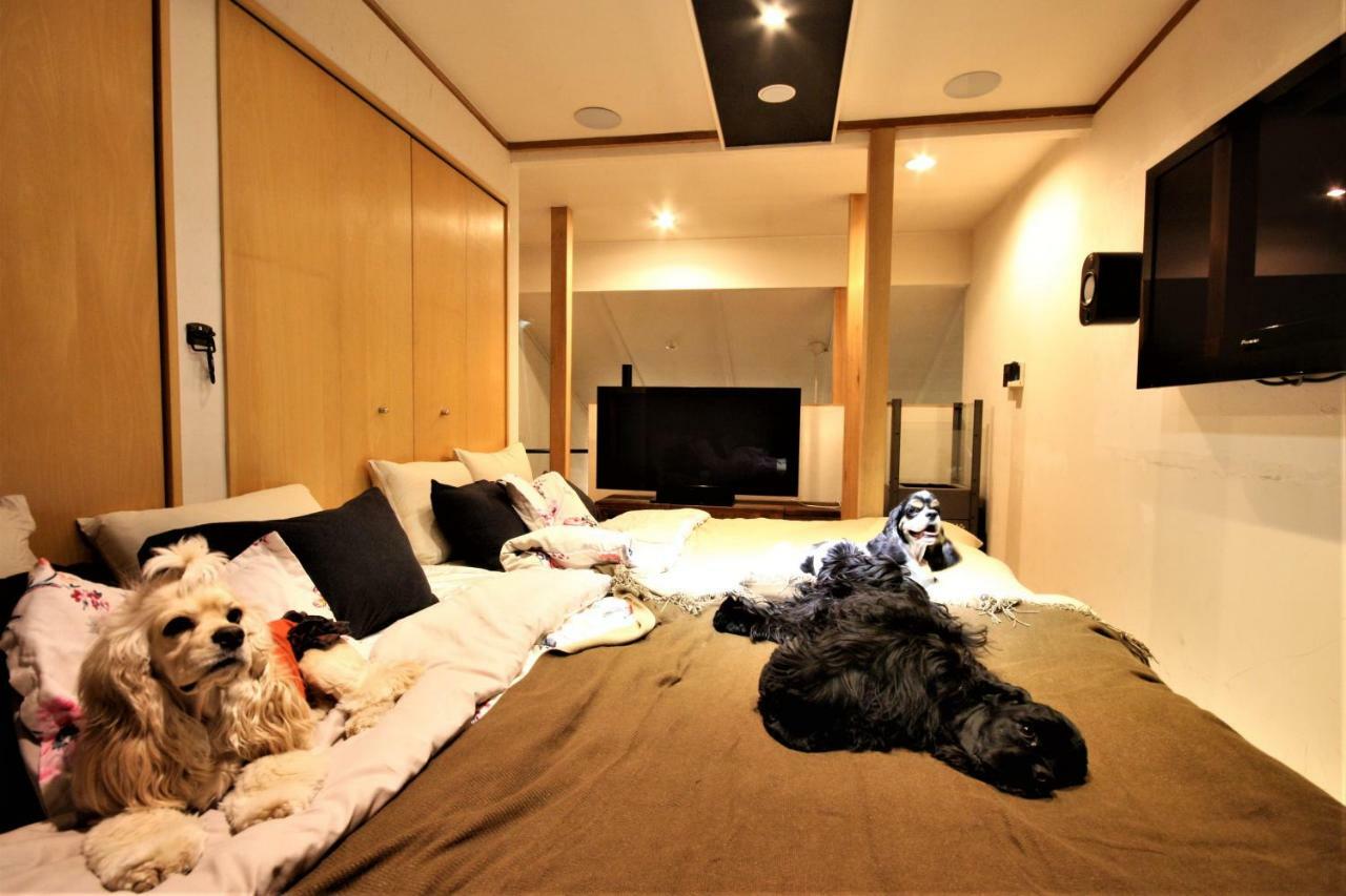Apartment Hiraoka Dog *