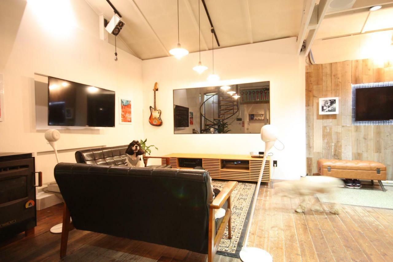 Hiraoka Dog Apartment