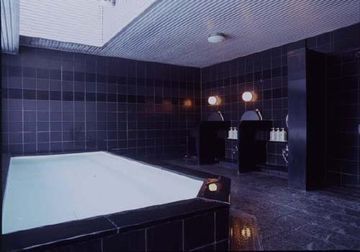 Dynasty Hotel 2*