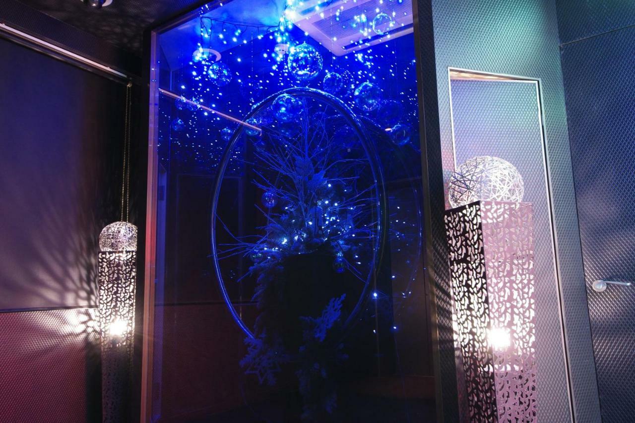 Y's (adults Only) Love hotel