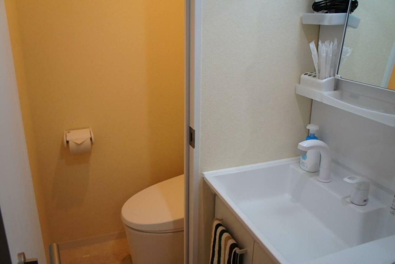 Apartment Chateau Hiragishi With Free Parking And Wi-fi