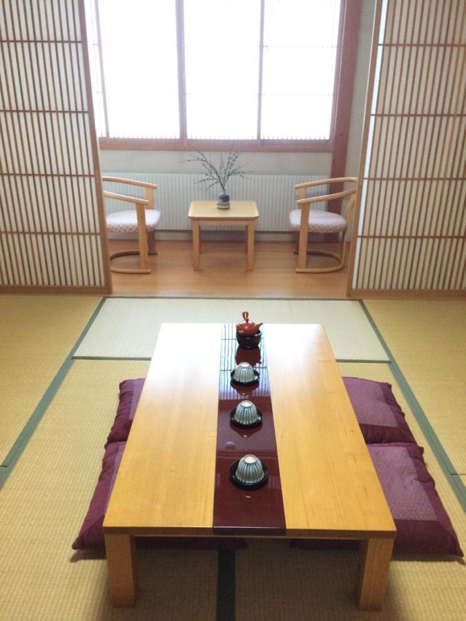 Yi Feng Xiao Zhu Hot Spring 2* Sapporo