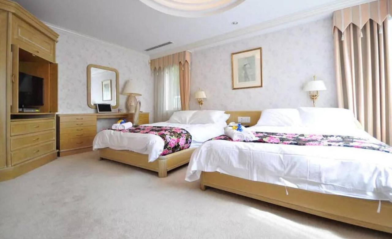 Villa Luxury House
