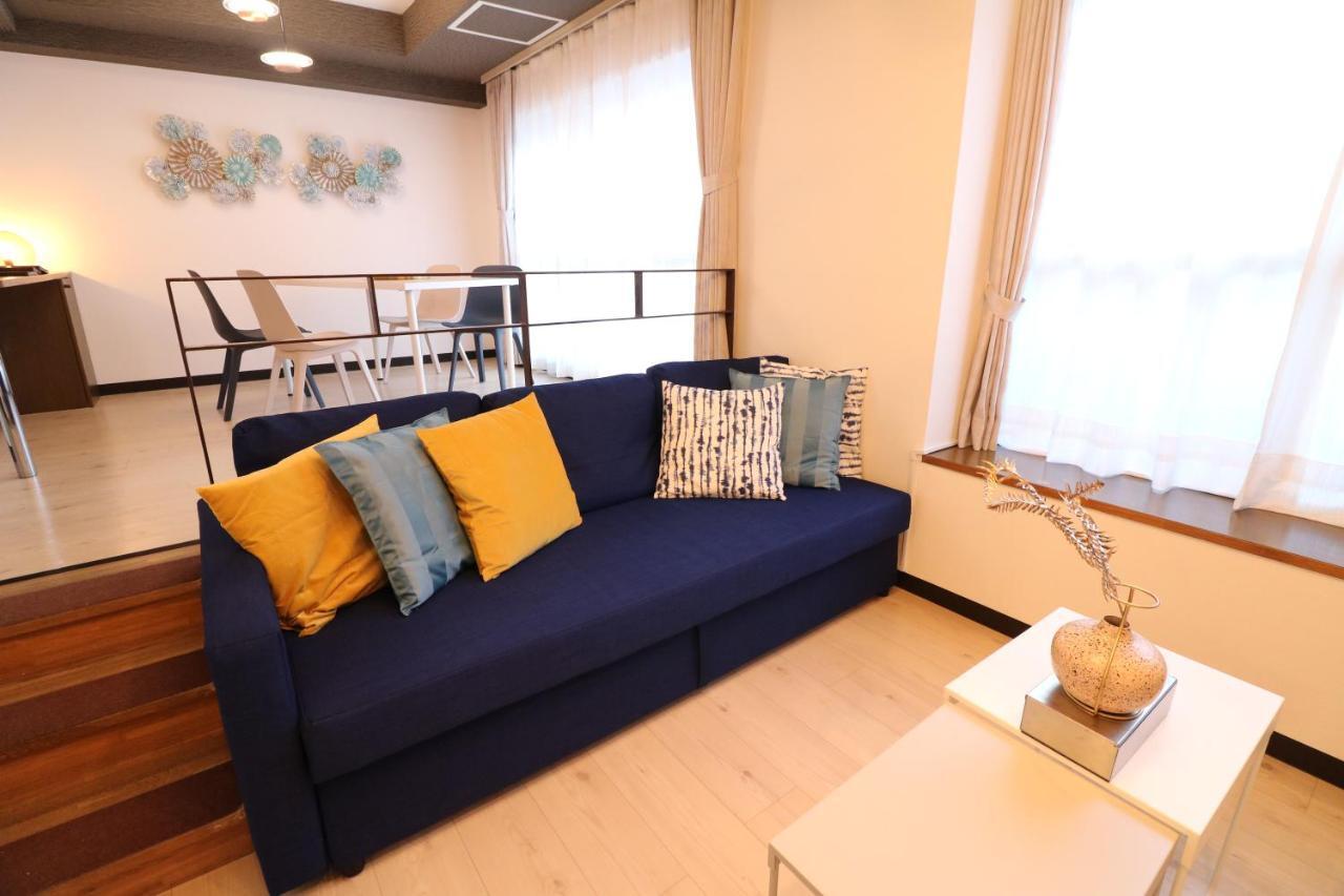 Laurel Apartment *