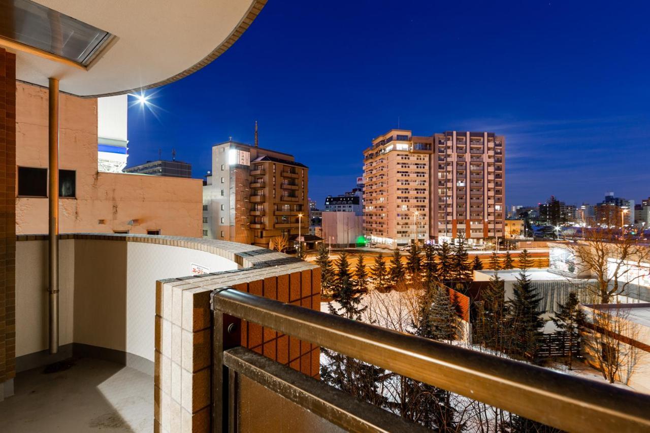 Apartment Biosvilla522-sapporo Susukino Night- 1room W-beds2&s-beds2 6persons *
