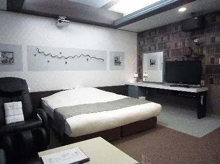 White Inn 62 (Adults Only)