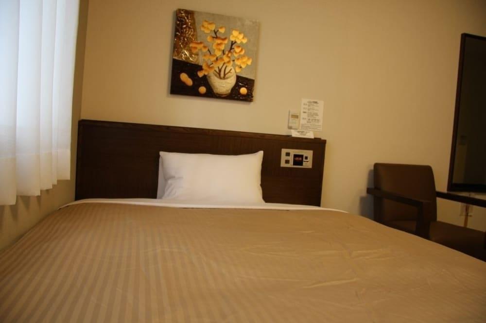 Route-inn Chuo 3*