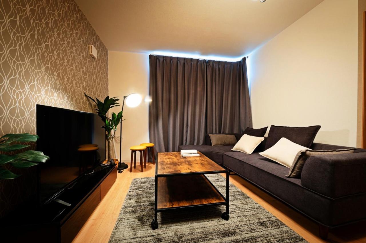 - - Vacation 7939 Apartment *