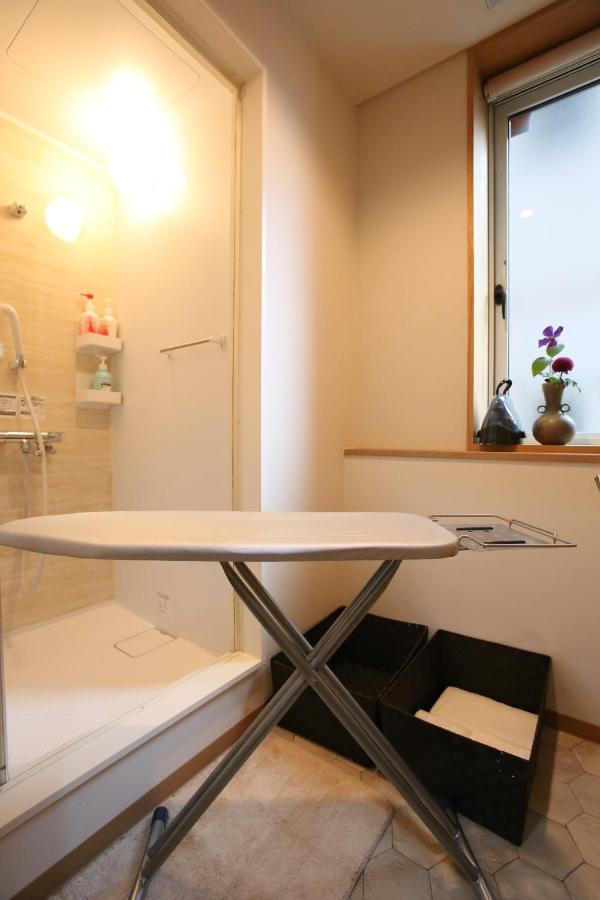 Holiday home 南2条蒼龍 希少な最大18名様ご宿泊可能の大豪邸 駅徒歩6分 無料駐車場4つ付き *