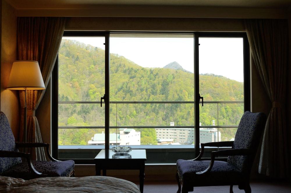 Jozankei Manseikaku Milione 4* Sapporo