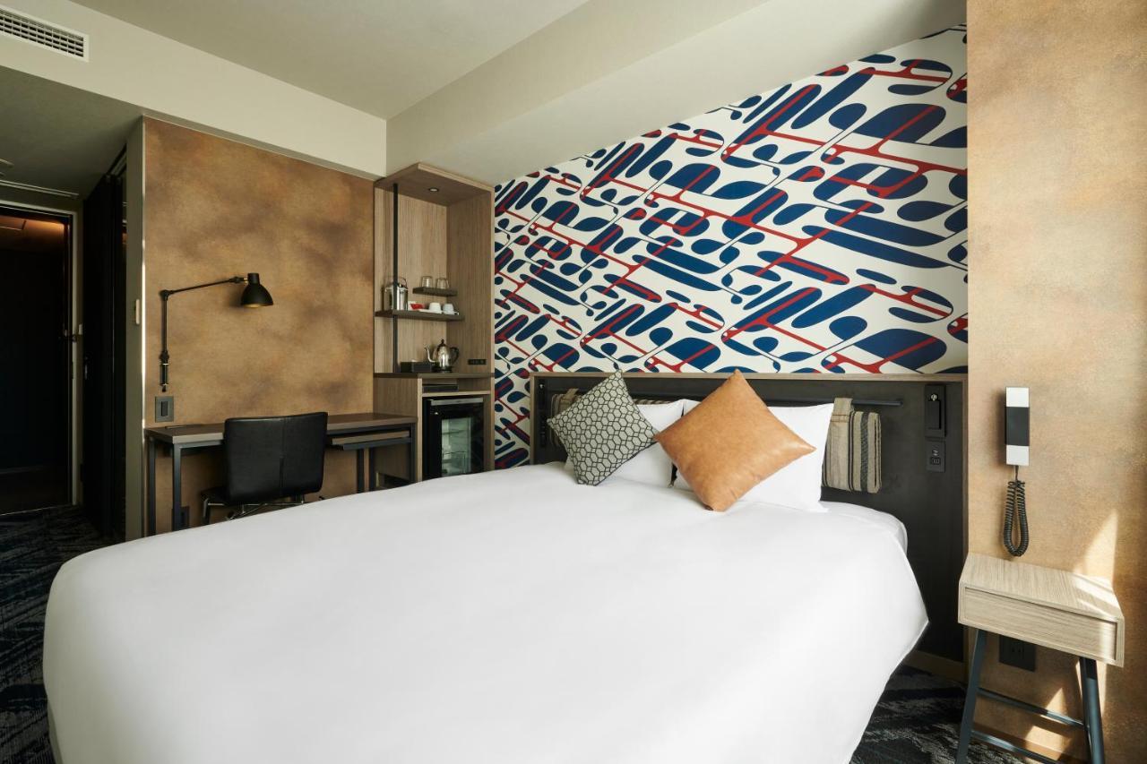 Cross Hotel