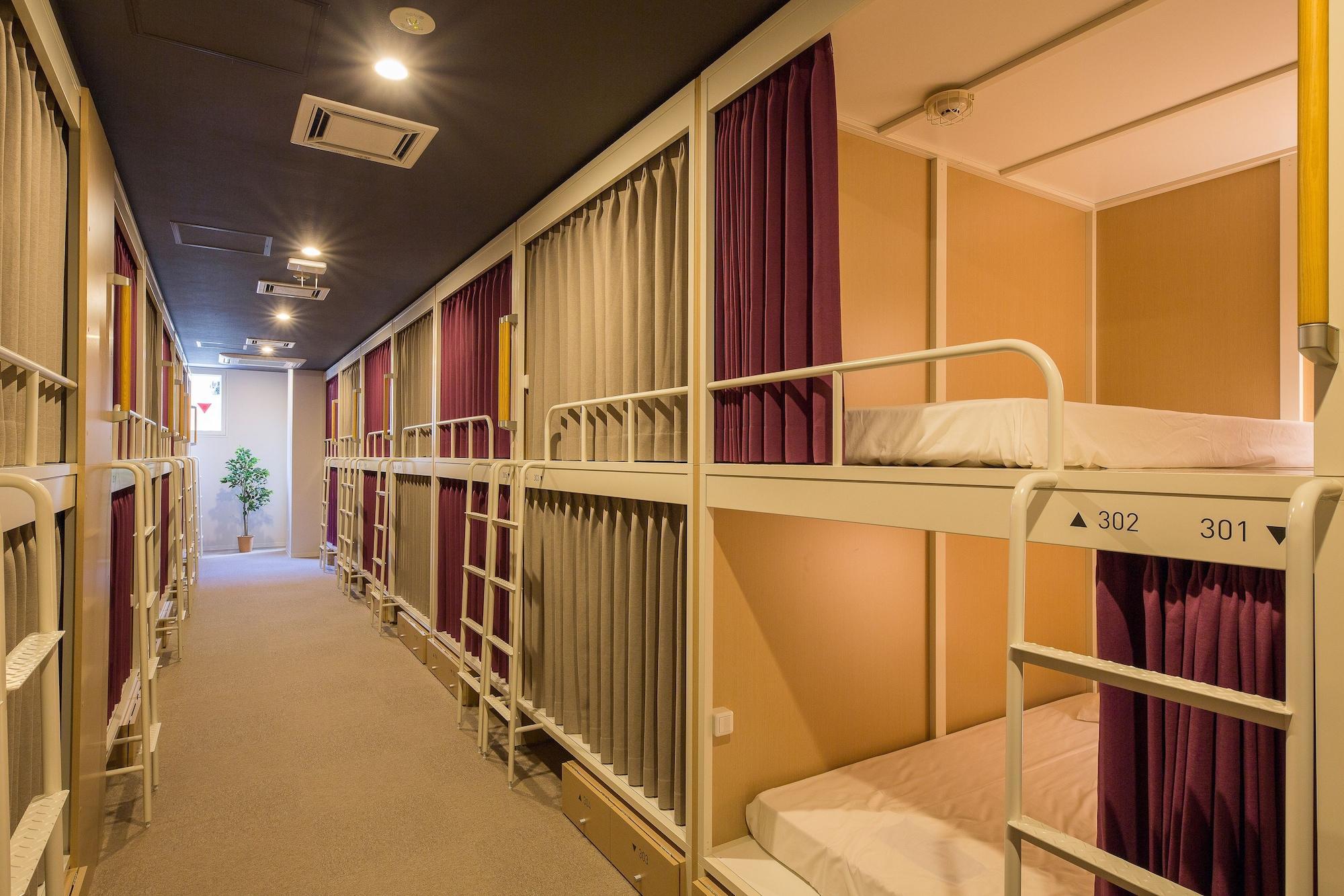 Grids Hotel&hostel Hostel