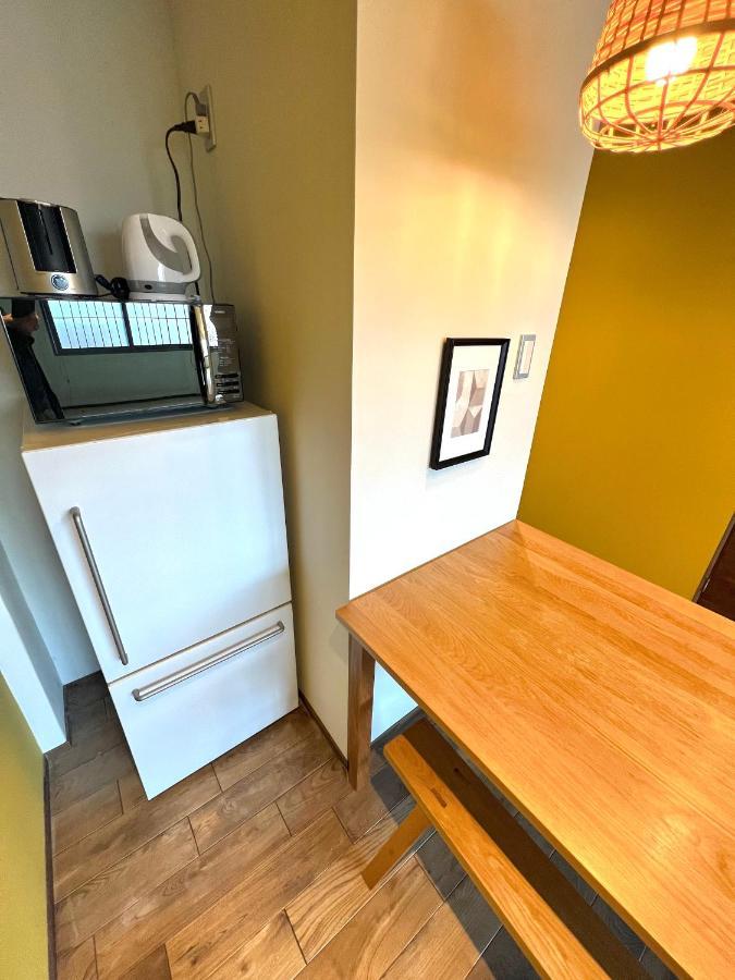Swiss Apartment *