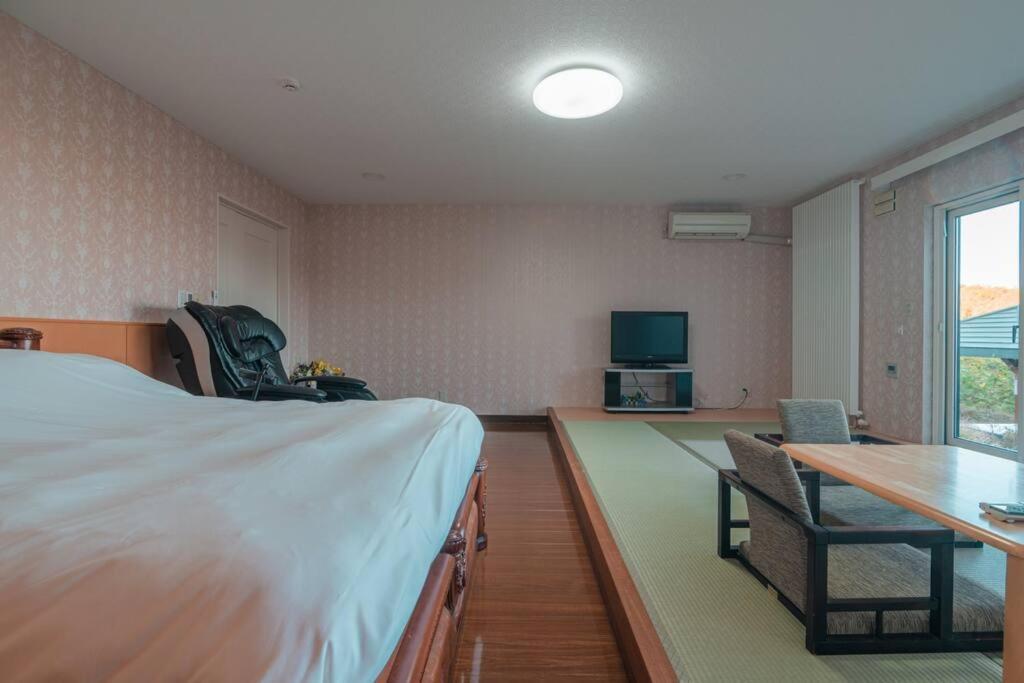 札幌西野夢幻夜景附庭院 Night View House Homestay Sapporo