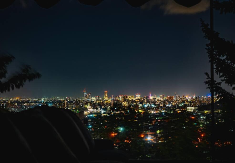 札幌西野夢幻夜景附庭院 Night View House Homestay Sapporo