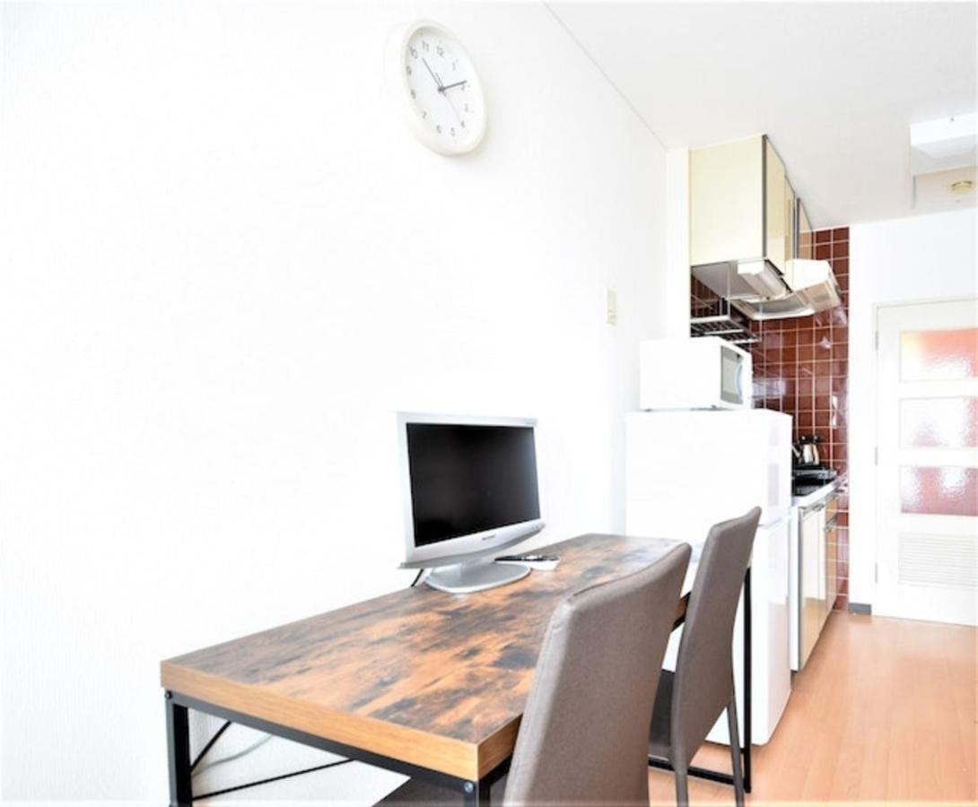 Inove札幌中島公園 旧プレサント南8西1 Apartment Sapporo