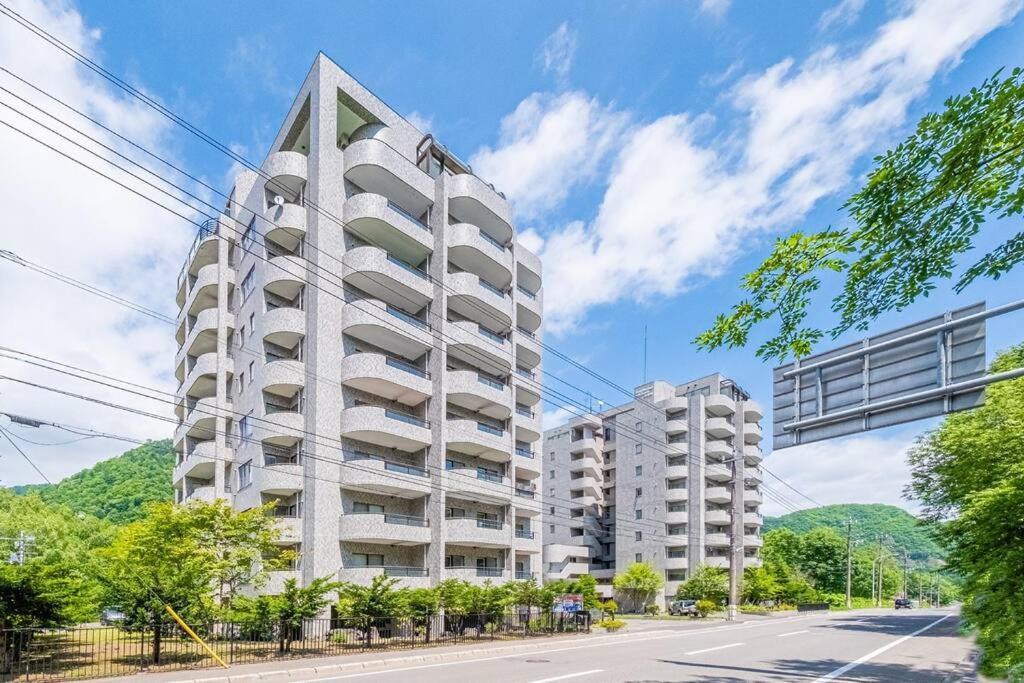 Molinhotels302 -sapporo Onsen Story- 1l1room Q-bed2&s-2 4persons
