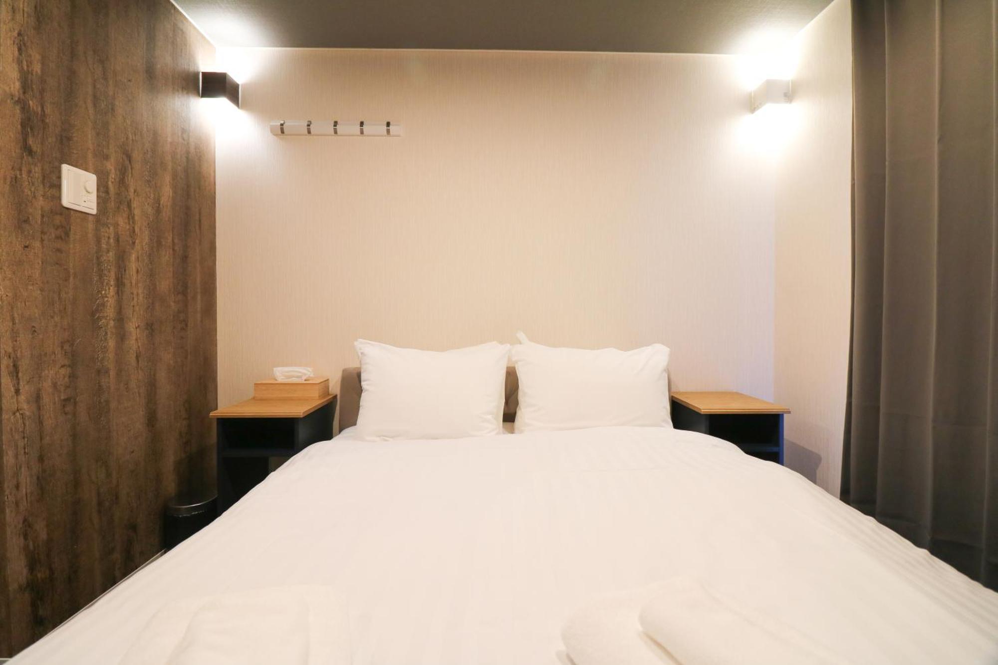Maison Odori Higashi Buil Apartment *