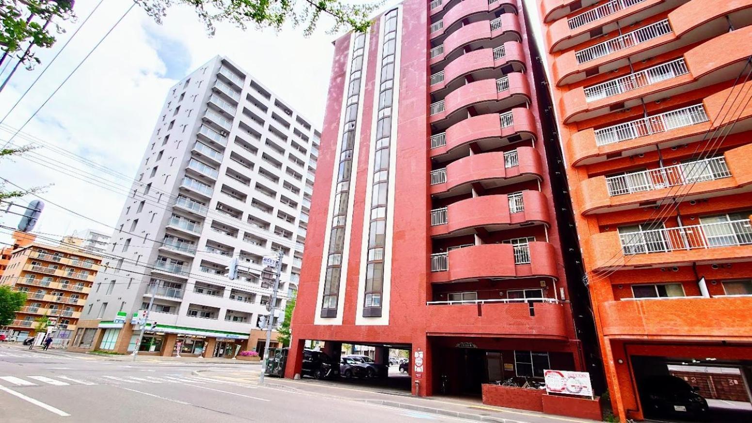 札幌市中心部大通公園まで徒歩八分観光移動に便利なロケーションe1108 Apartment