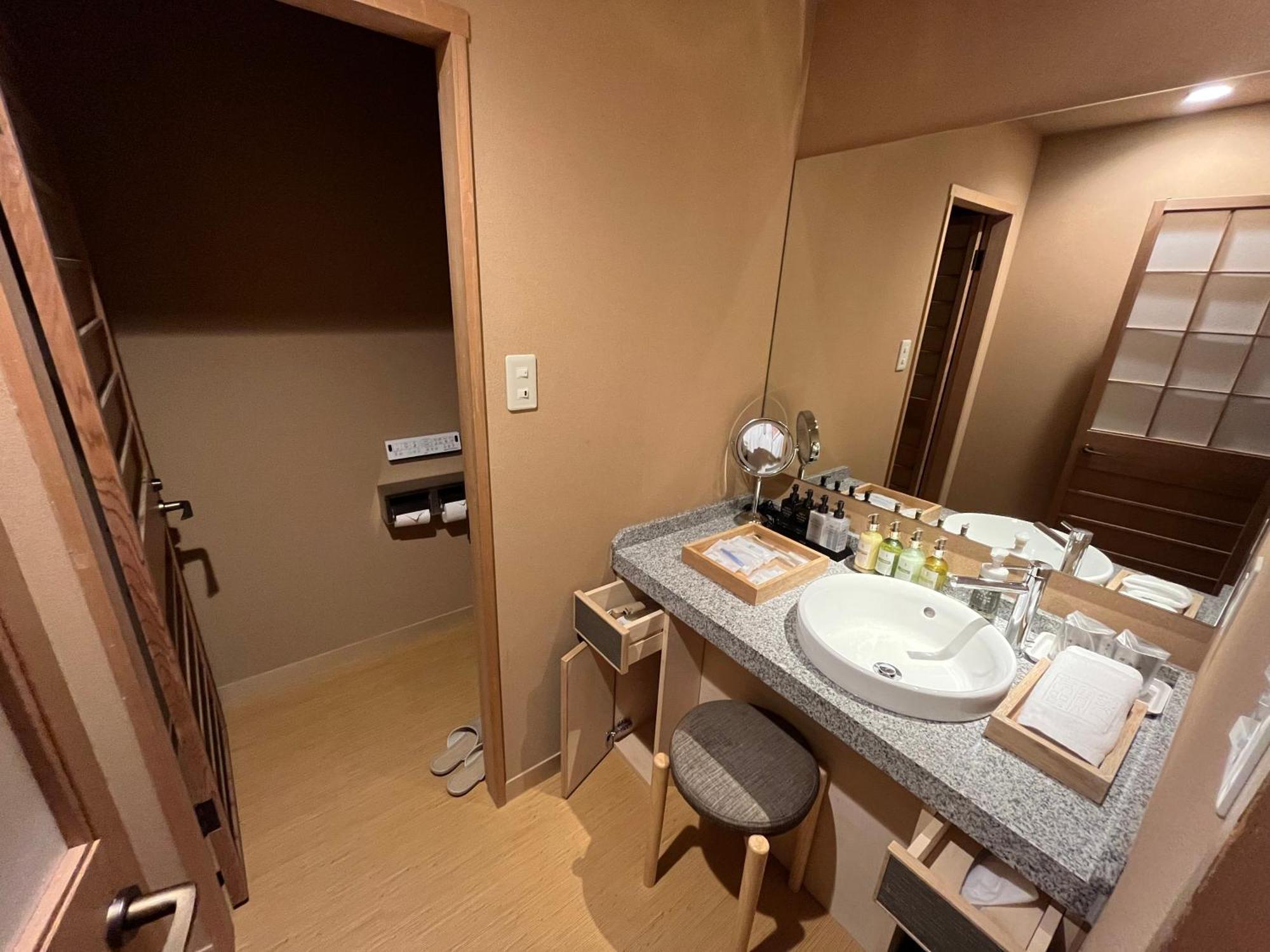 Ryokan Kuriya Suizan 5*