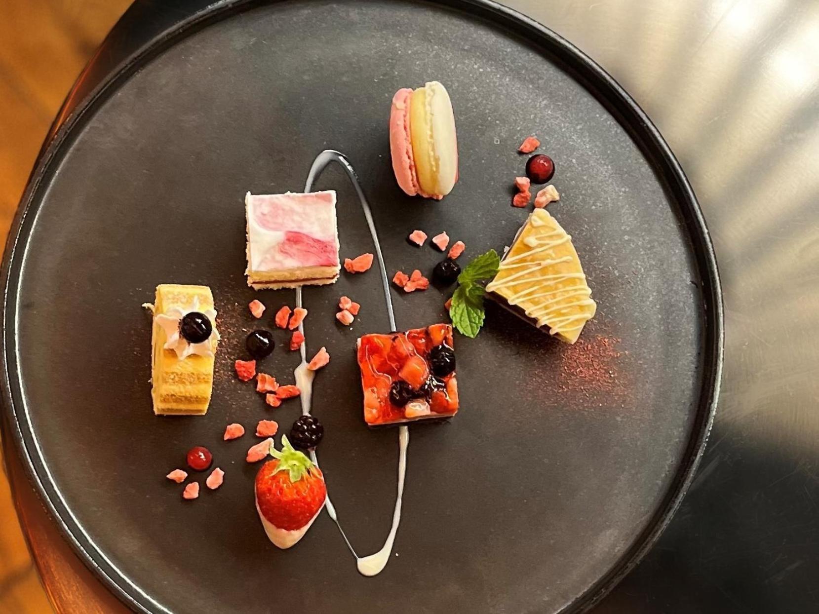 Hotel The Knot - Vacation 96399v Sapporo
