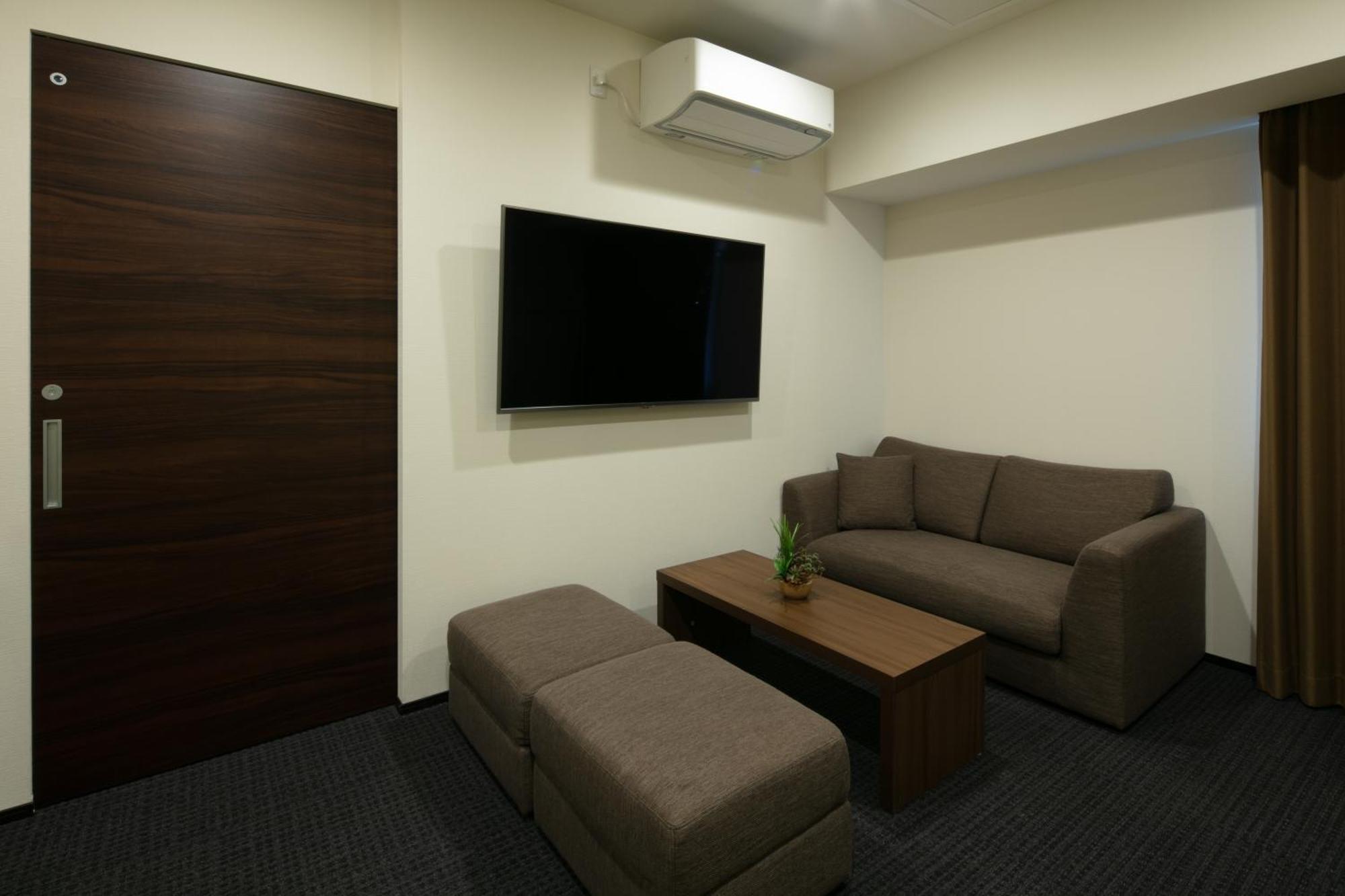 Randor Hotel