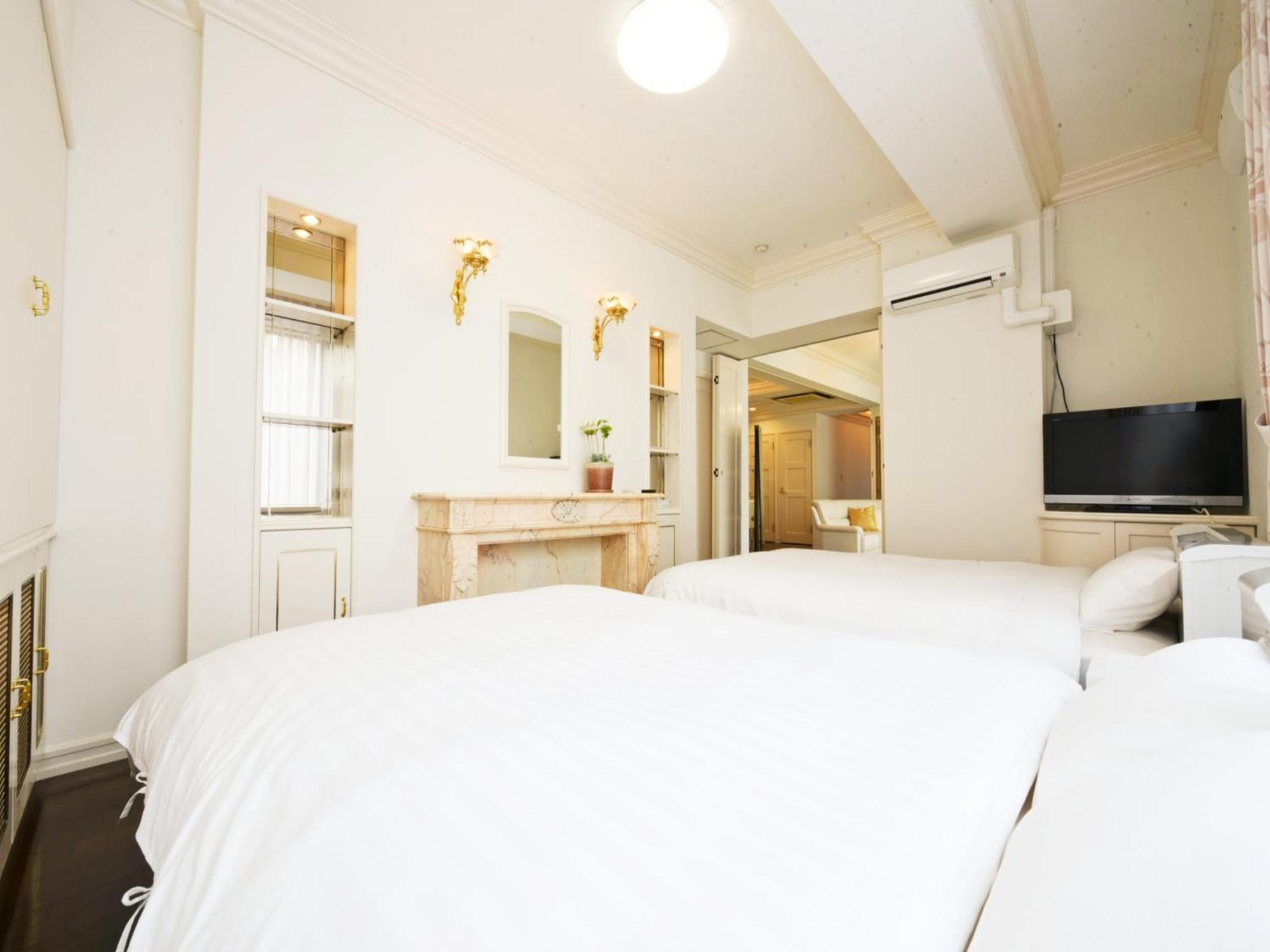 Pleasure Maruyama Aparthotel 4*