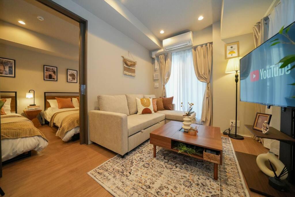 Brand New Open Md 401 Max 6pax Apartment