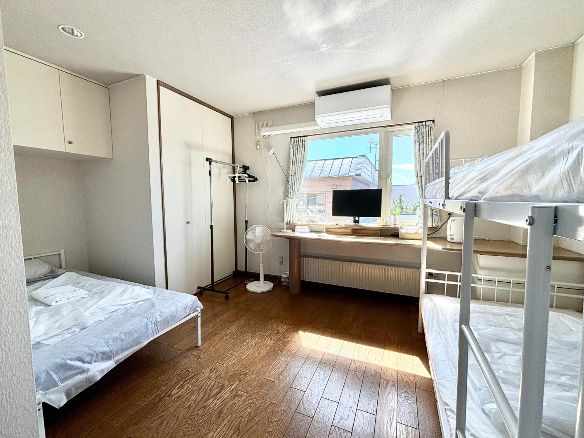 Sharedhouse Shinrinkei: Free Parking & Aso Station Shuttle Sapporo