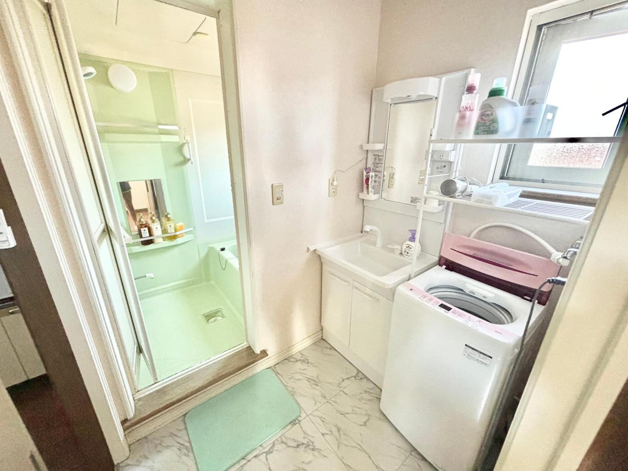 Sharedhouse Shinrinkei: Free Parking & Aso Station Shuttle Homestay Sapporo