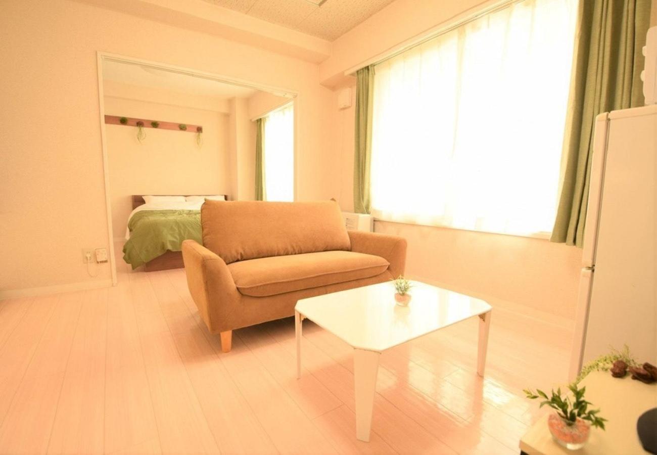 E-horizon北2条ビル Apartment