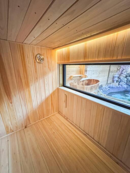 Apartment タグボートn27 *