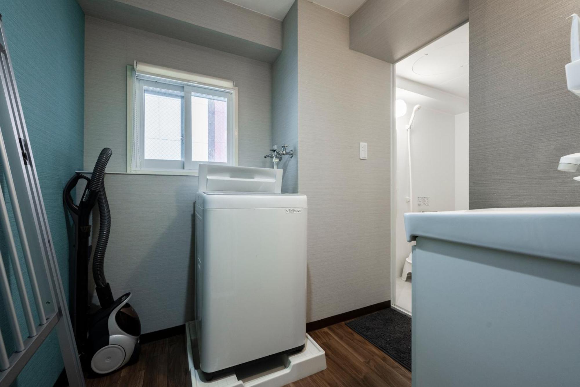 Venture Apartment *