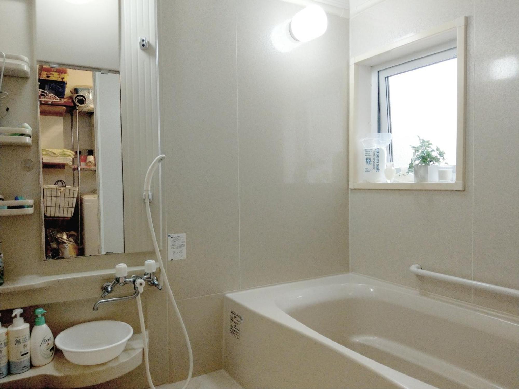 Guest house Glamping Carta: Luxury Sauna And Jacuzzi Retreat In