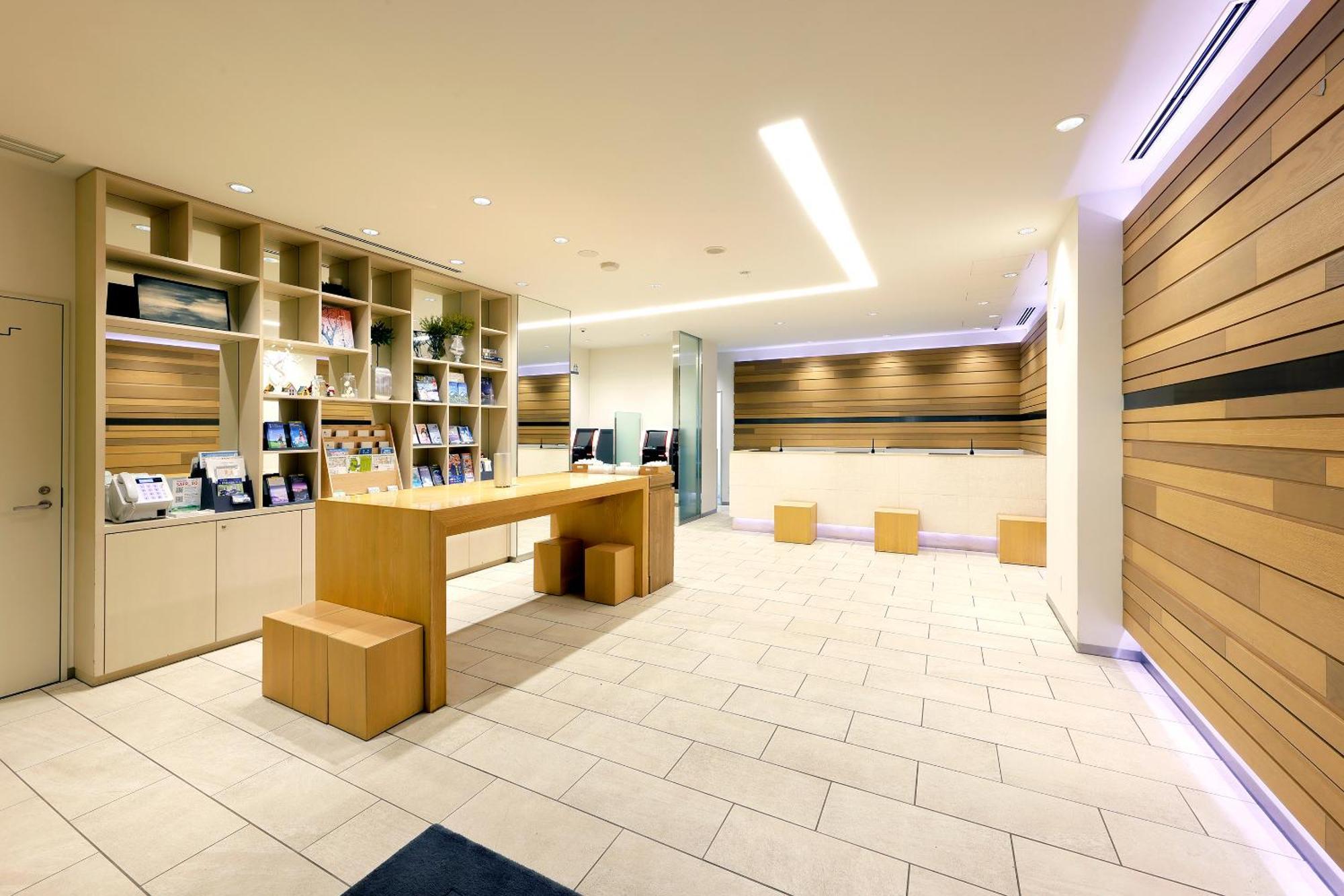 Jr Sapporo-eki Minami-guchi Hotel