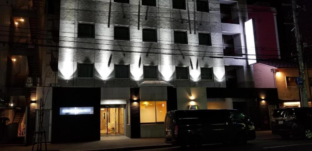 Baran Zakk S6 Hotel