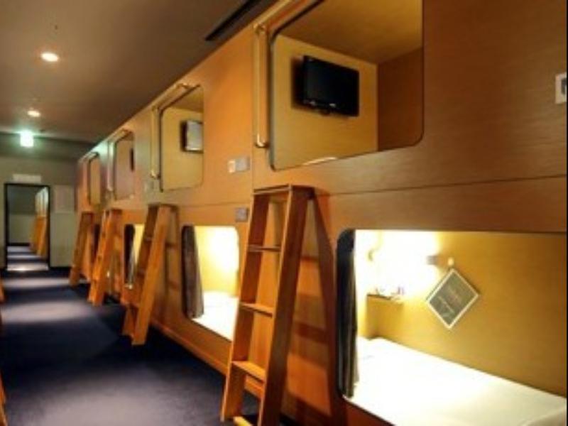 Capsule hotel Nikoh Refre - Men Only 2*