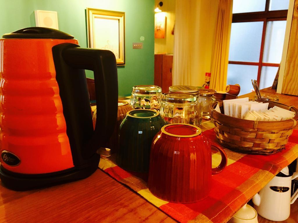 Igloo Dorm & Breakfast *