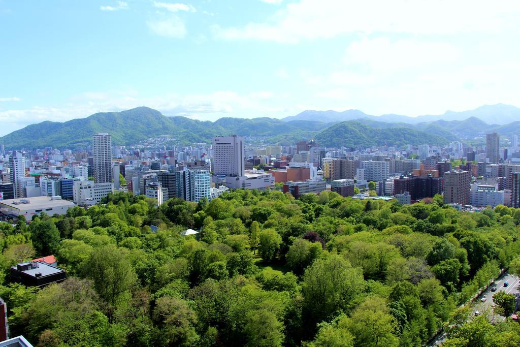 Keio Plaza Hotel
