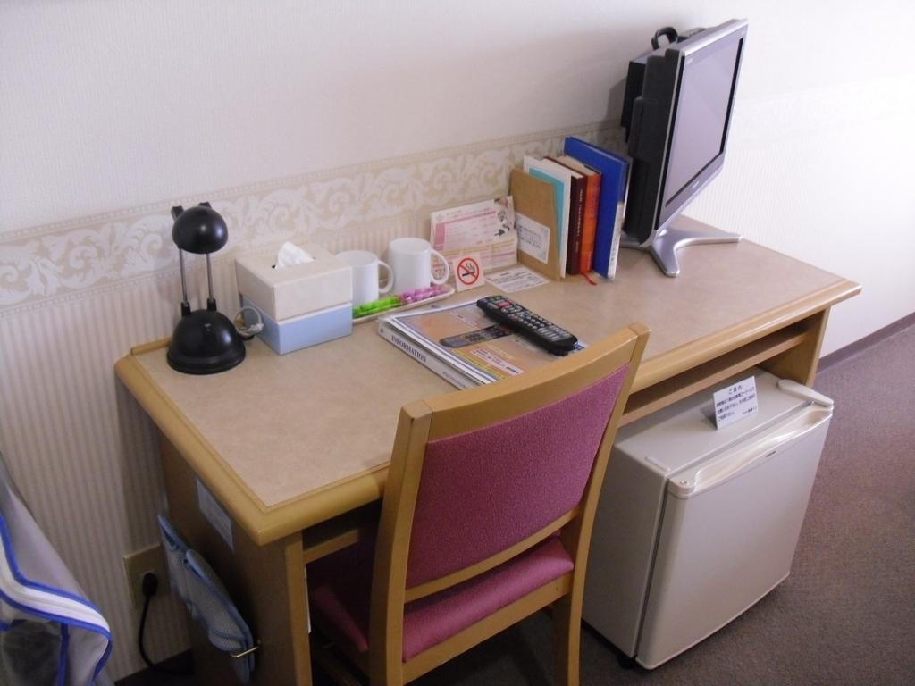 Toyoko Hokkaido Sapporo-eki Nishi-guchi Hokudai Mae Hotel 3*