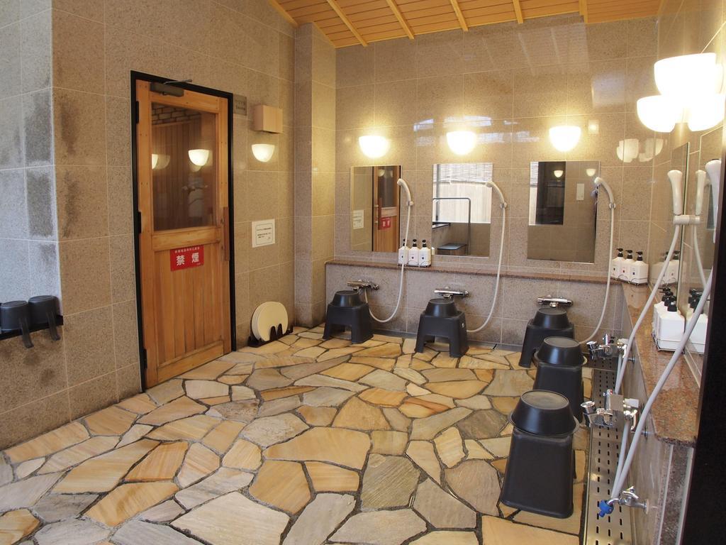 Toyoko Hokkaido Susukino Minami Hotel 2*