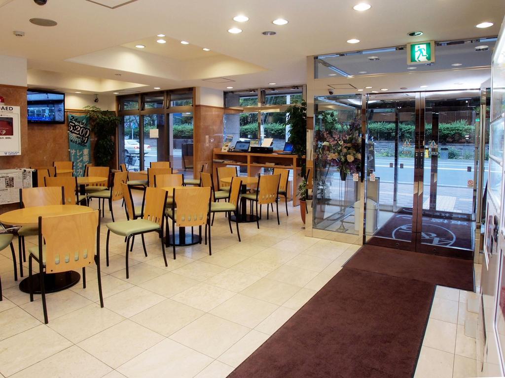 Toyoko Hokkaido Sapporo-eki Nishi-guchi Hokudai Mae 3*