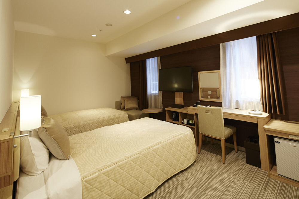 Unizo Hotel 3*