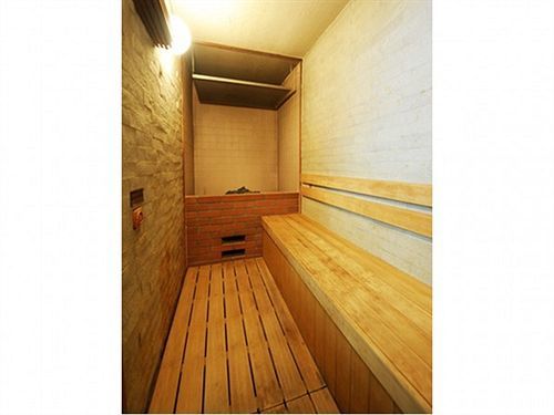 Capsule Hotel