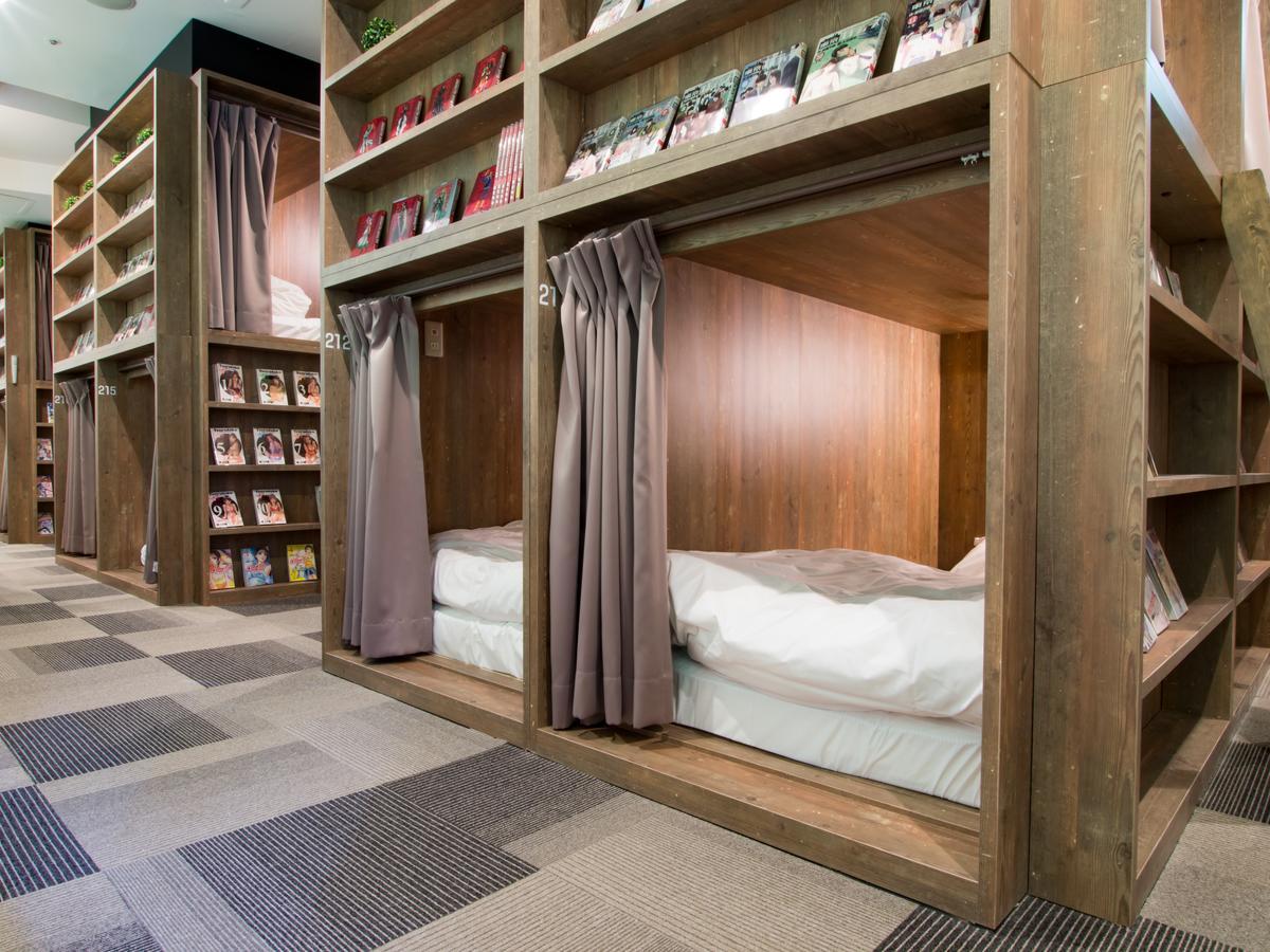 Capsule hotel Comicap