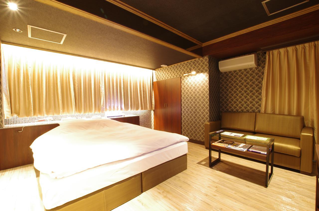 Love hotel Bluehotel Sju (adults Only) 2*